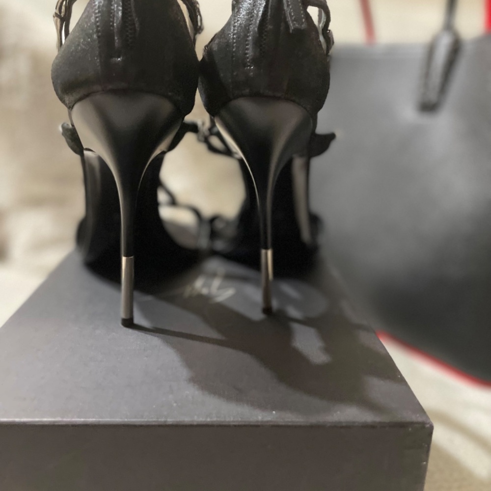 Giuseppe Zanotti Black Spider Heels EU 40.5 US Size 10.5 - Picture 12 of 13